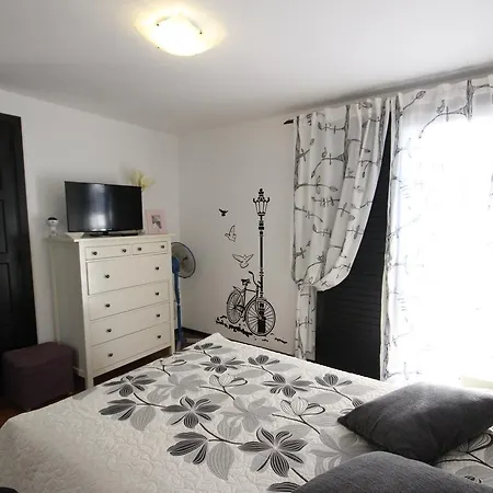 Sunny Palmeras, Las Americas Apartman *